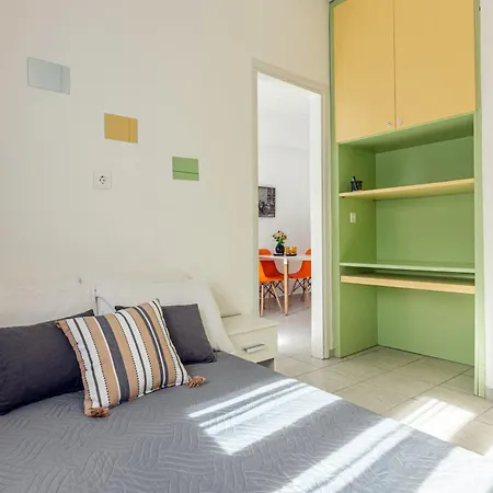 Апартаменти Cozy - 100m From The Beach Херсонісос